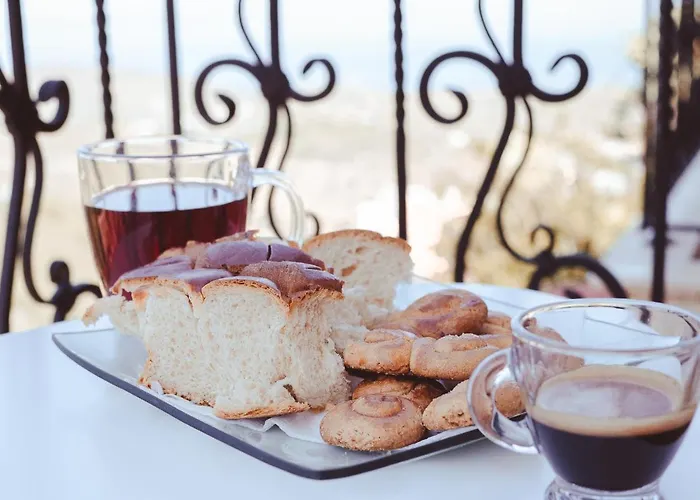 House Above The Castle Ioulis