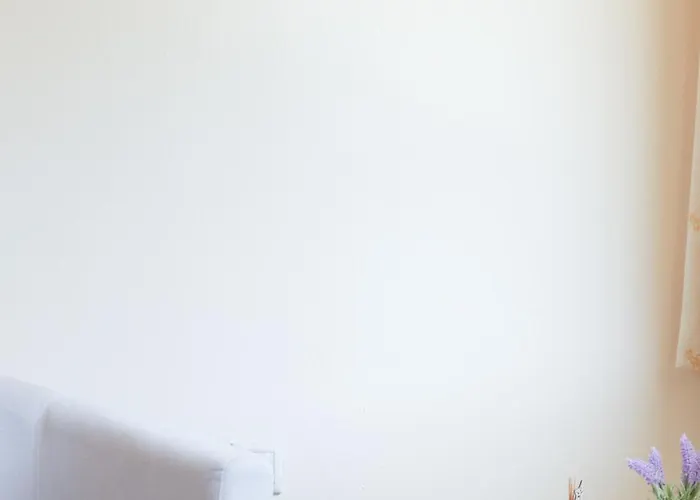 House Above The Castle Ioulis