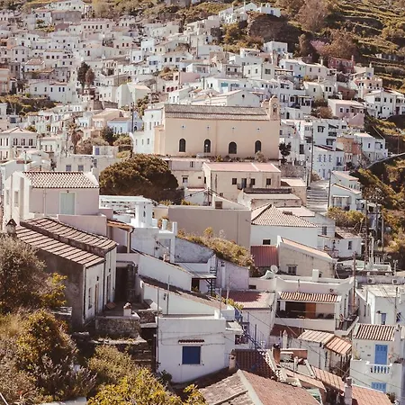 House Above The Castle Dom wakacyjny Ioulis