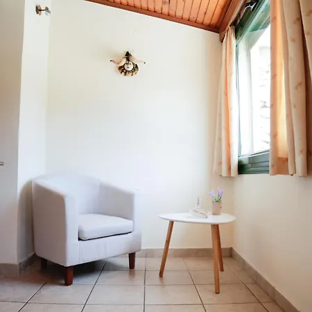 House Above The Castle Holiday home Ioulis